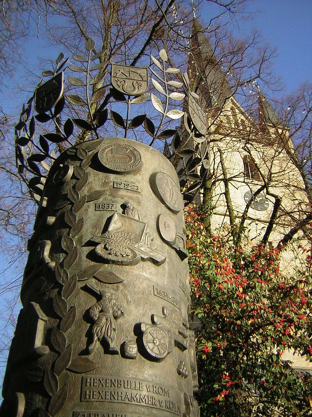 Geschichtssäule in Menden im Märkischen Sauerland