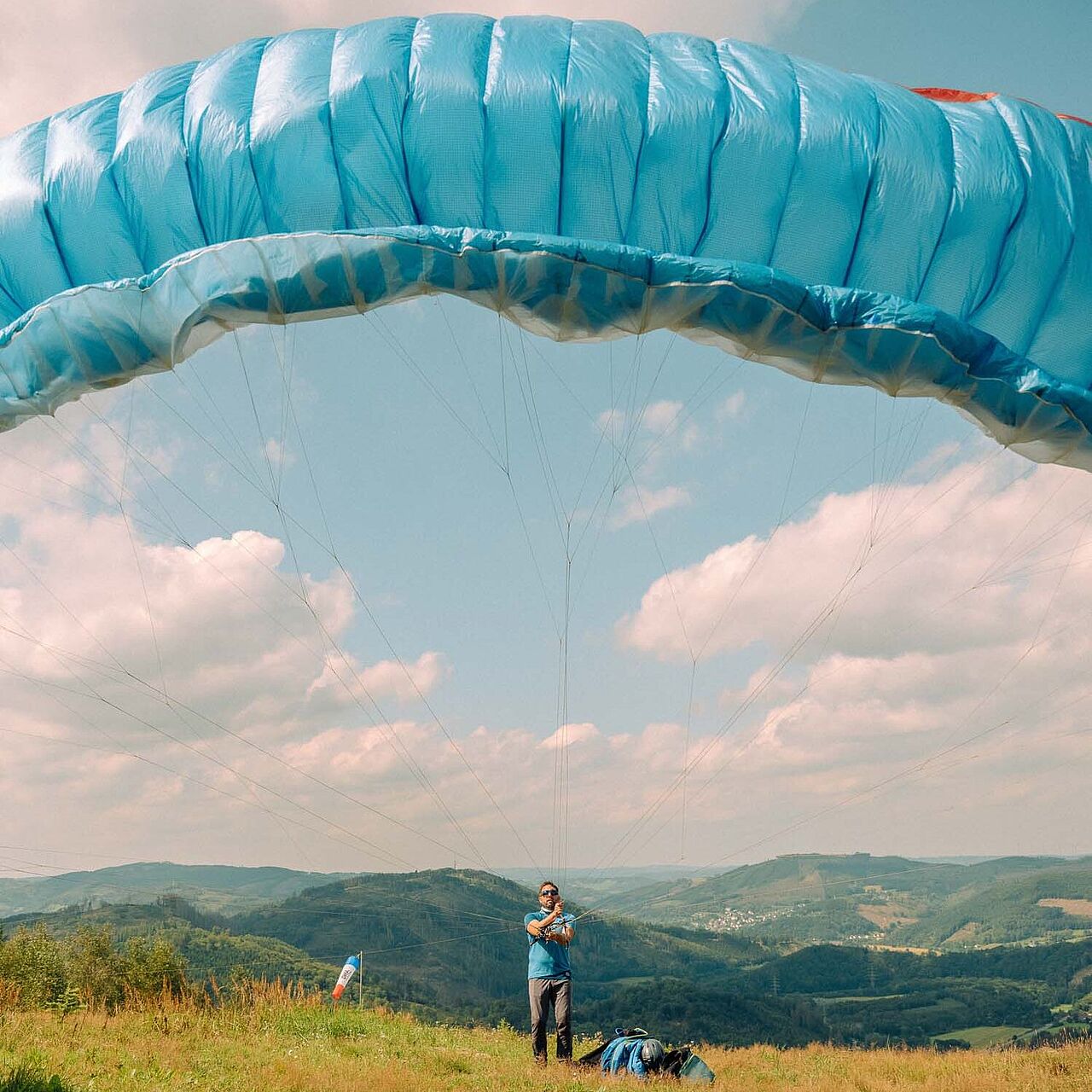 Gleitschirmfliegen im Aero Club Altena Hegenscheid im Märkischen Sauerland