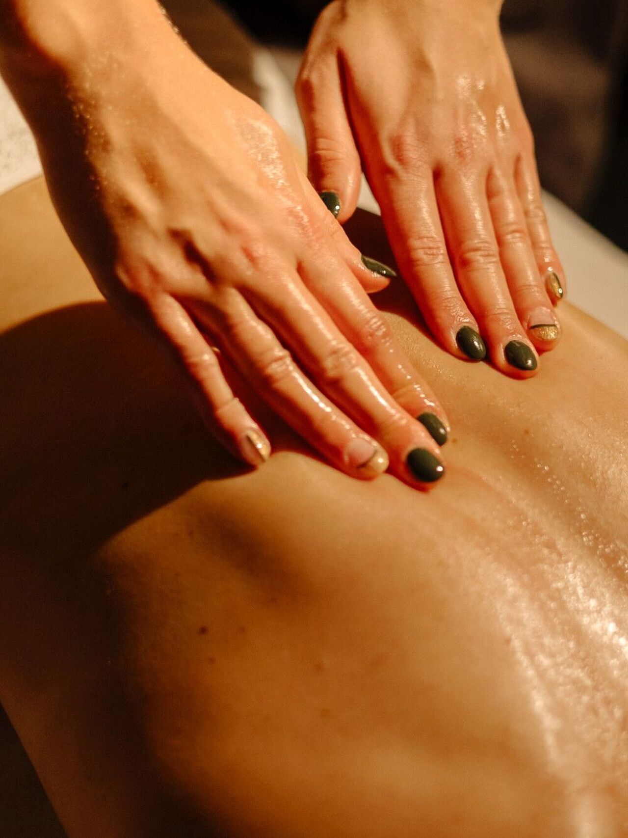 Eine entspannende Massage darf hier nicht fehlen