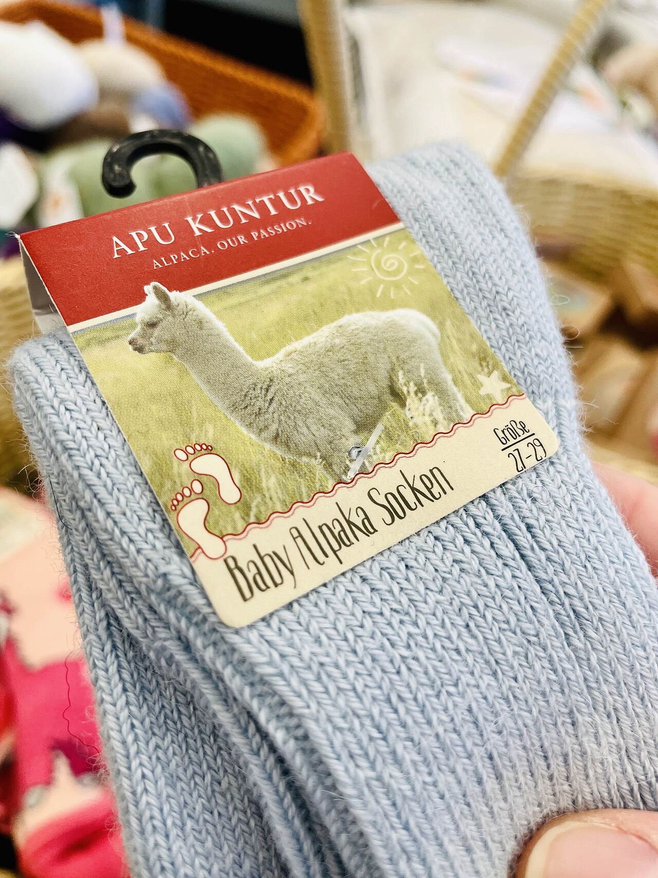 Auch Babysocken kann man hier käuflich erwerben