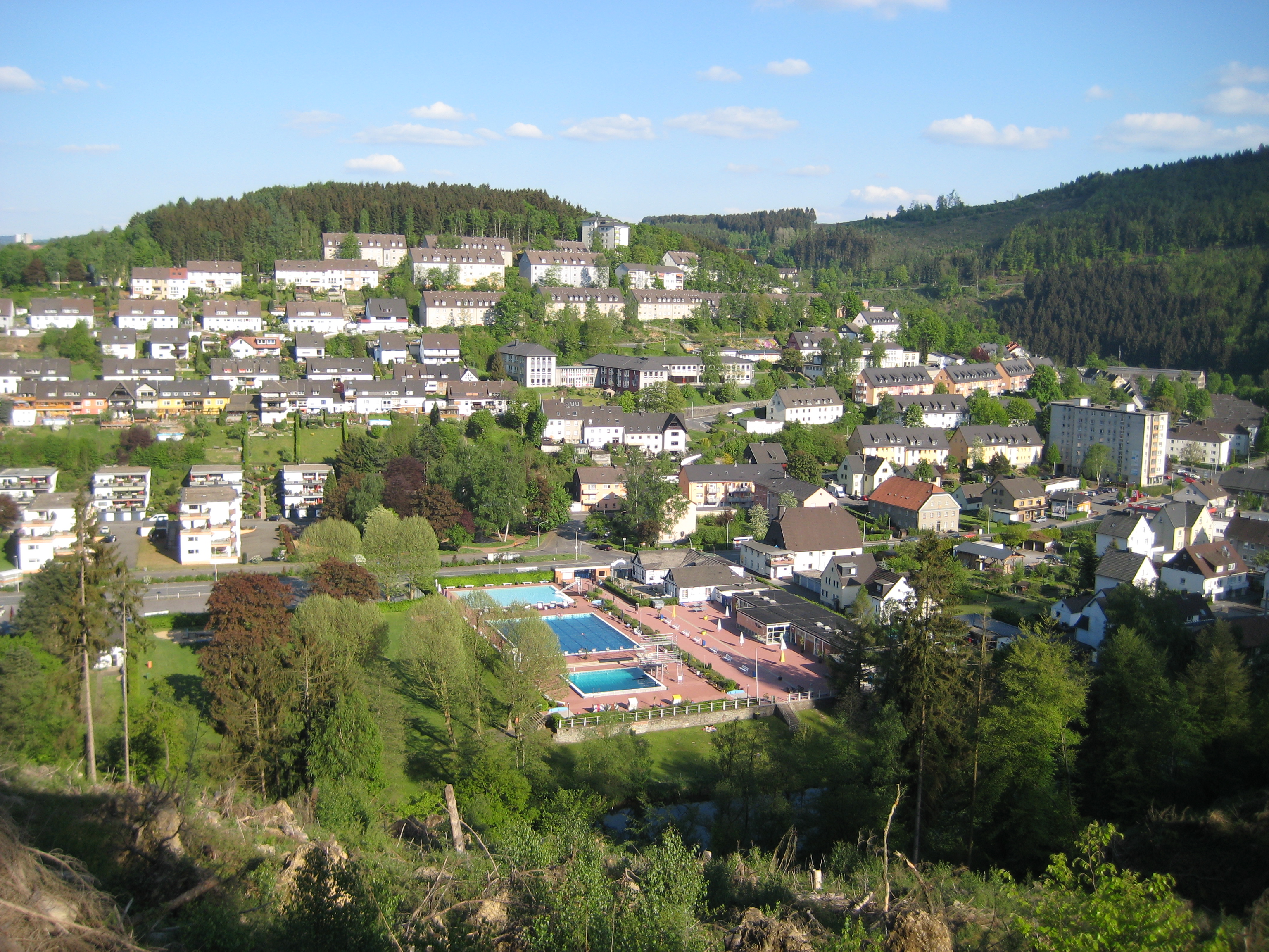 Werdohl_Freibad_von Oben (2).jpg