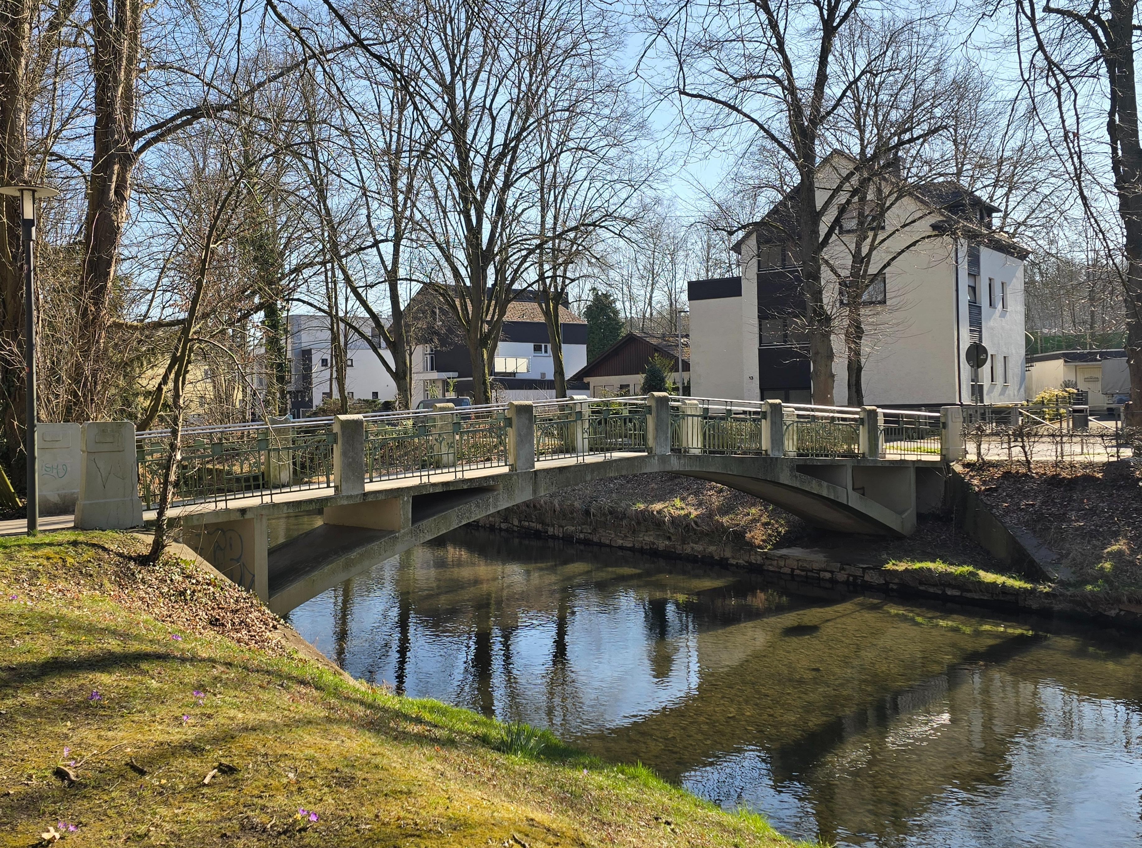 Hittenbrücke, Blick aus Park